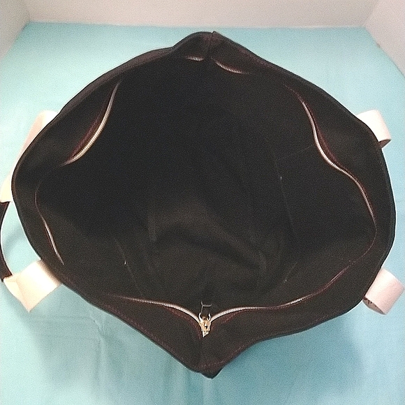 GUC Victoria's Secret Logo Strap Black Canvas Tote Bag - Picture 11 of 12